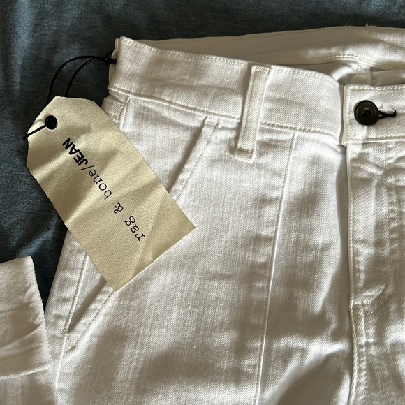 $90 - WHITE Rag and Bone / Jean skinny - folded unfinished cuff - Picture 4 of 11